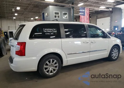 2013 Chrysler Town & Country Touring z USA, uszkodzony, nr VIN 2C4RC1BGXDR588676